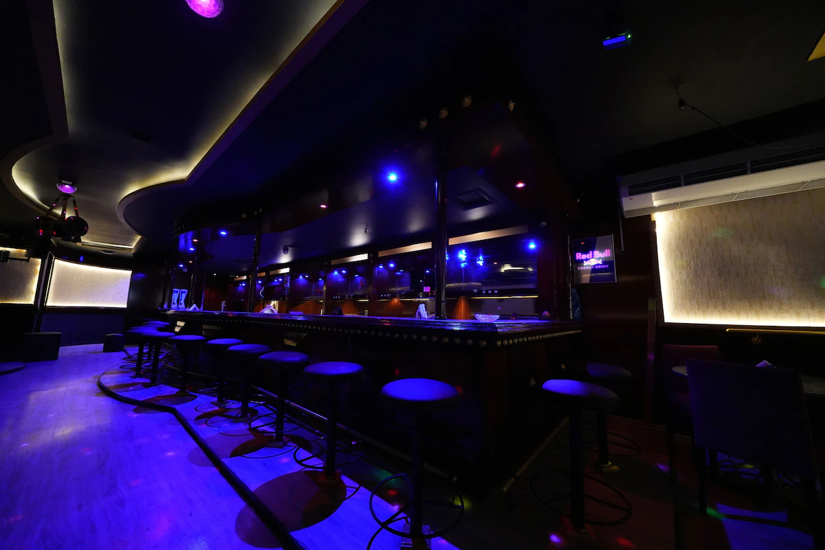 کافی شاپ هتل ناین دبی